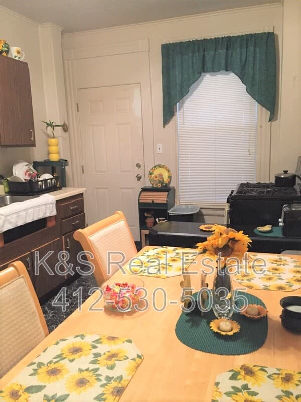 Wilmerding Condo: 556 Middle Avenue - B