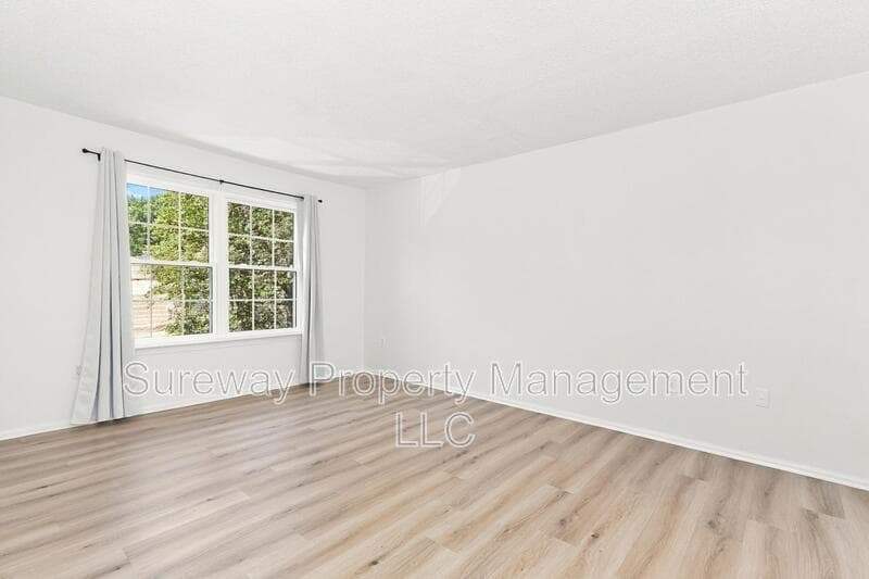 Hamilton Condo: 58 Willow Ct