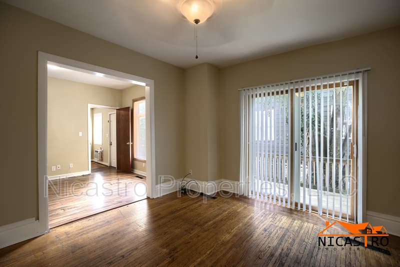 Columbus House: 2254 Indianola Avenue
