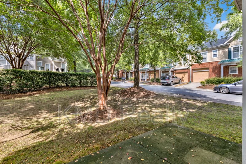 Charlotte Townhome: 15402 St Christopher Court