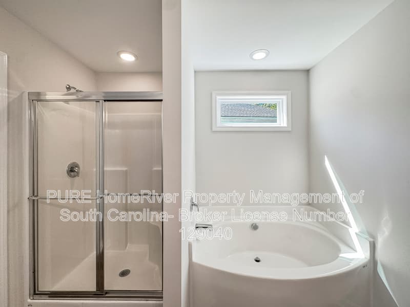 Sumter House: 351 Niblick Dr