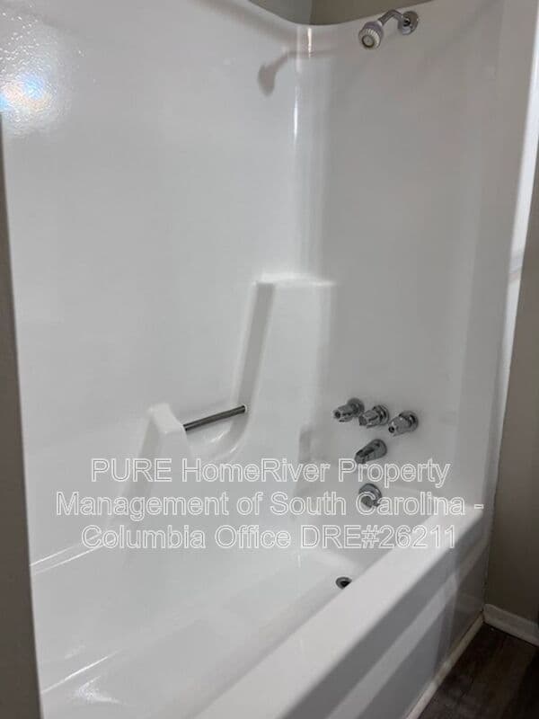 Columbia Condo: 1002 Old Manor Rd