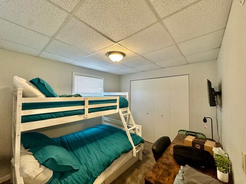 Cedar Rapids Condo: 116 27th St NE