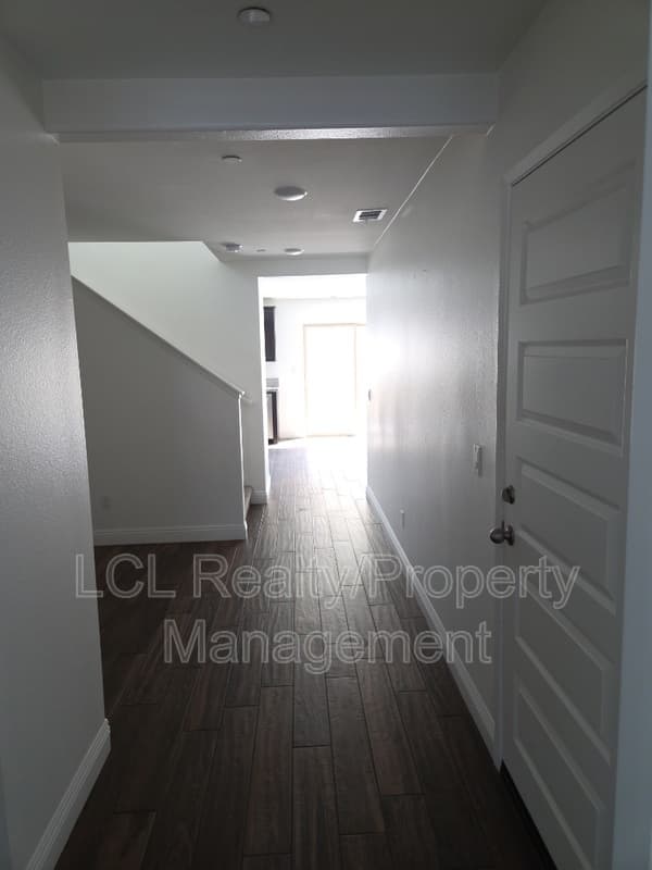 Lake Elsinore Condo: 32855 Crown Point Ln