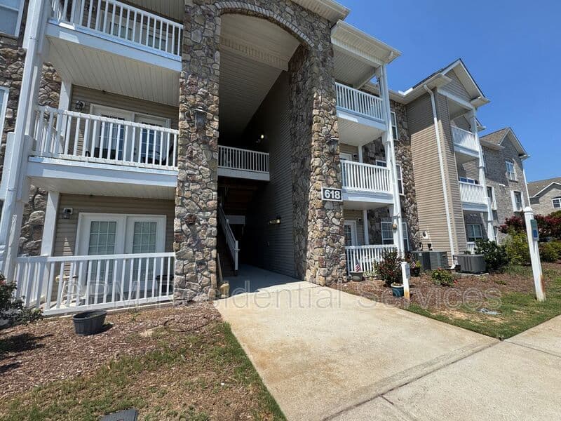 Wilmington Condo: 618 Condo Club Drive