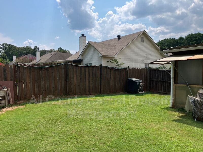 Bessemer House: 5140 CandleBrook Terrace