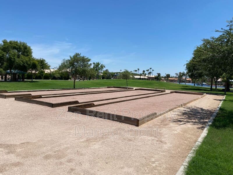 Gilbert House: 788 S Martinique Drive