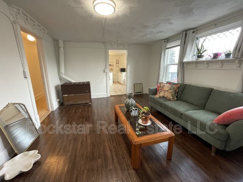 Spokane Condo: 2902 N Cedar St