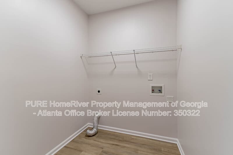 Buford House: 2839 Suttonwood Way