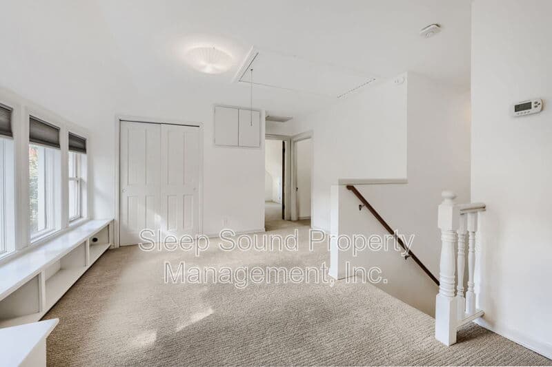 Portland House: 1912 NE 11th Ave