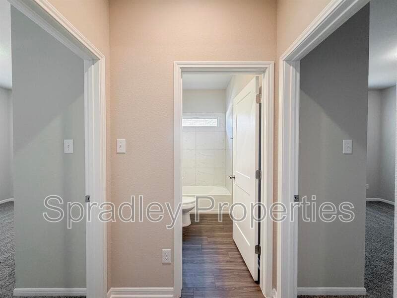 Temple House: 2037 Yarrelton Dr.