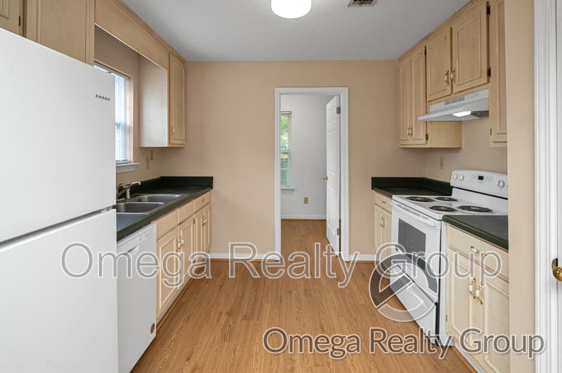 Mobile House: 4267 Springview Dr