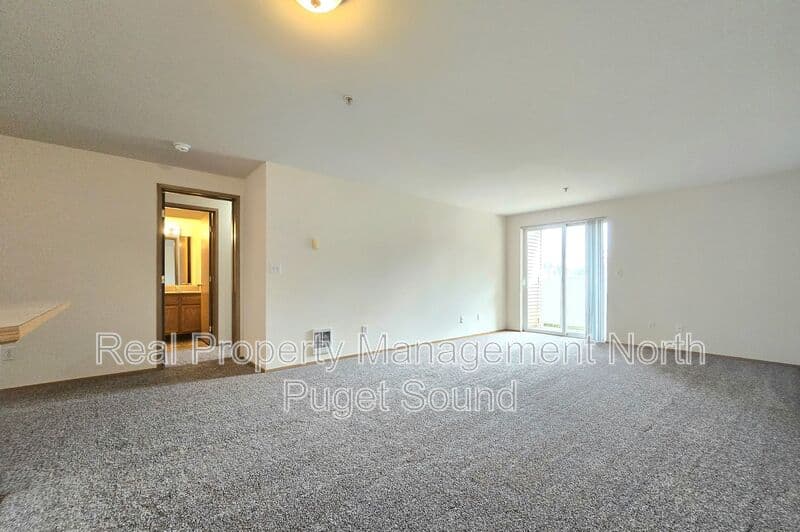 Marysville Condo: 11811 State Ave