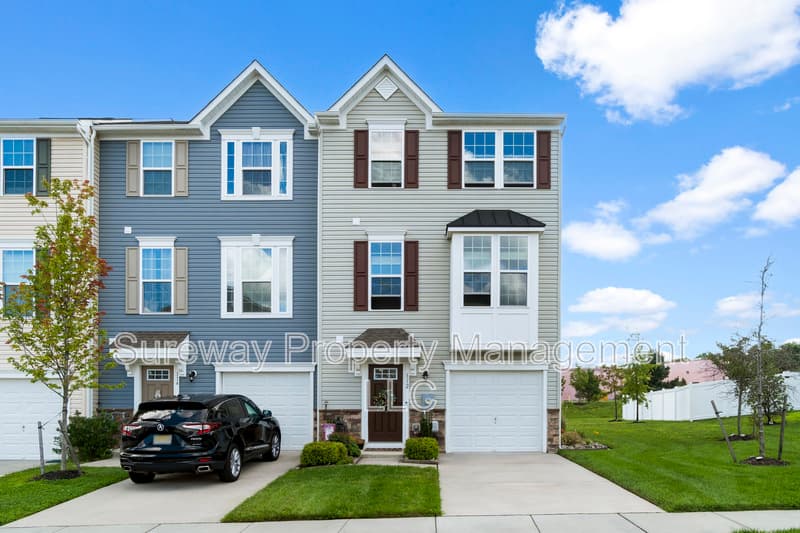 Sicklerville Townhome: 112 Freedom Way