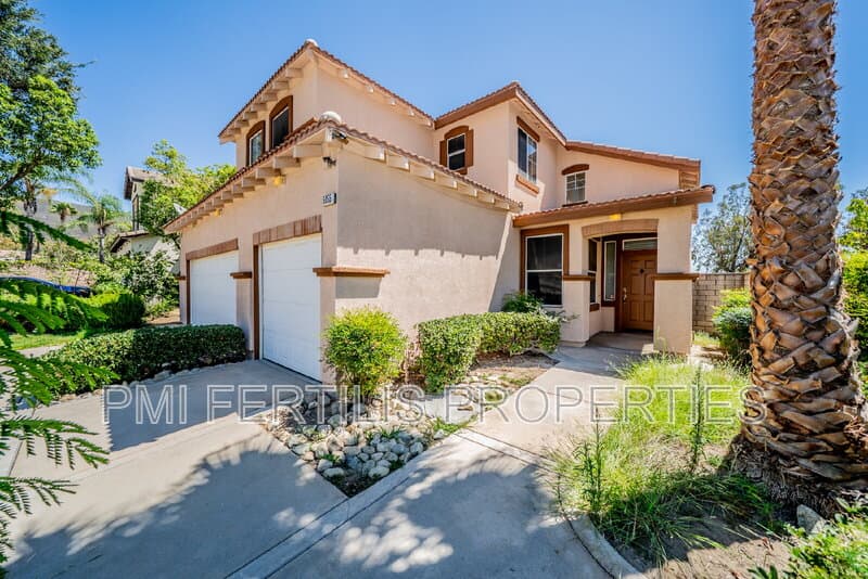 Fontana House: 5055 Saint Albert Dr