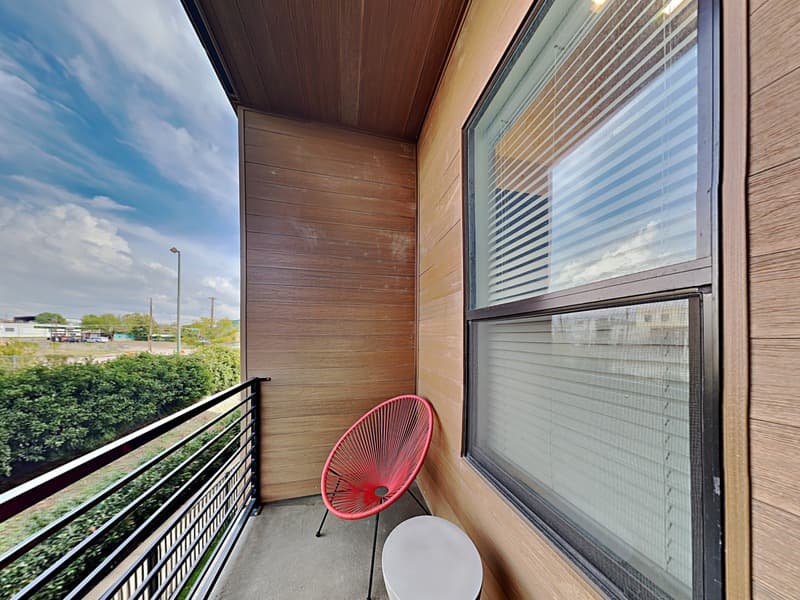 Dallas Townhome: 2000 Park Ave