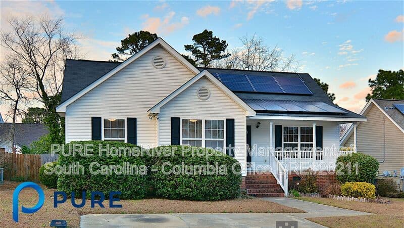 Lexington House: 309 Louisa Ln