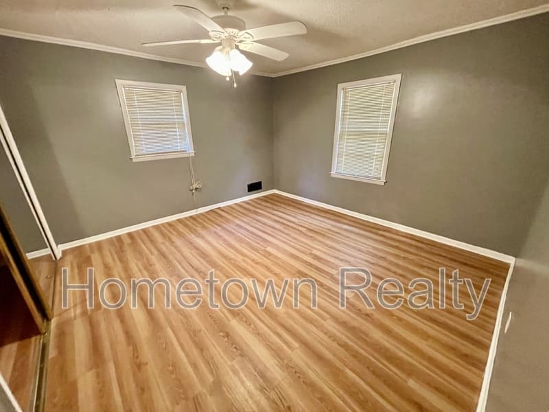 Riverdale House: 269 Valley Hill Road