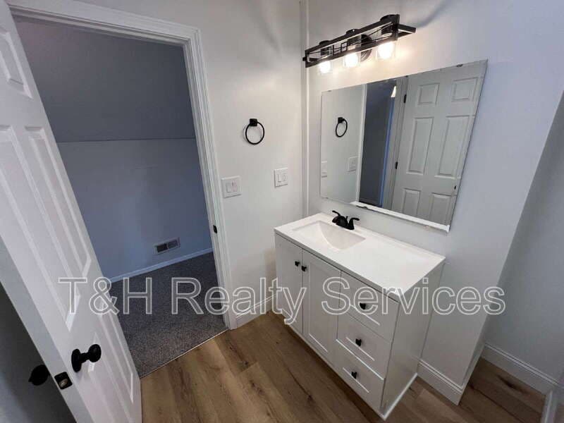 Indianapolis House: 2114 Webb Street