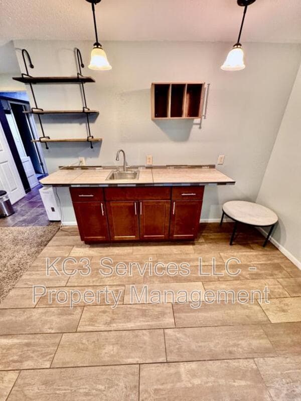 Kansas City House: 4311 NW 80th Terrace