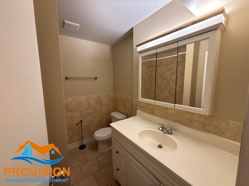 Annapolis Condo: 2572 Riva Road