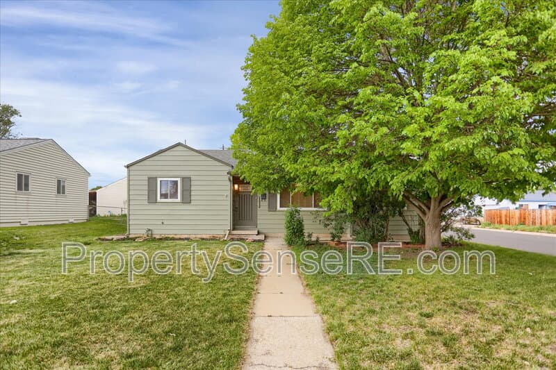 Denver House: 1333 South Xavier Street