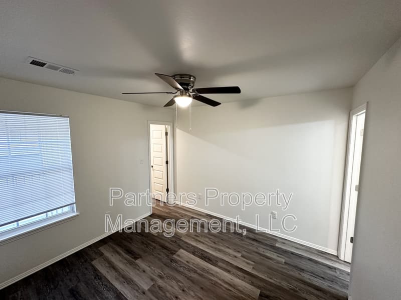 Fayetteville Condo: 1067 South Benchmark Lane - 1