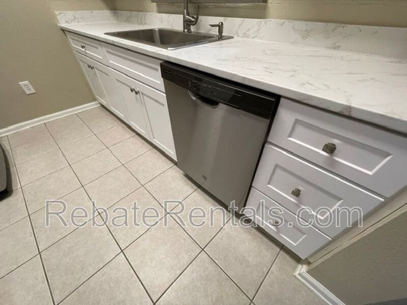 Jacksonville Condo: 7801 Point Meadows Drive