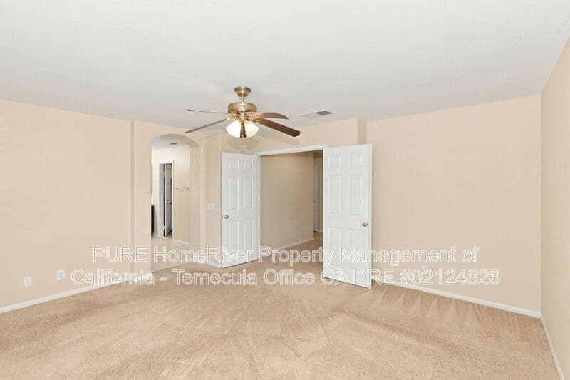 Temecula House: 41716 Monterey Pl