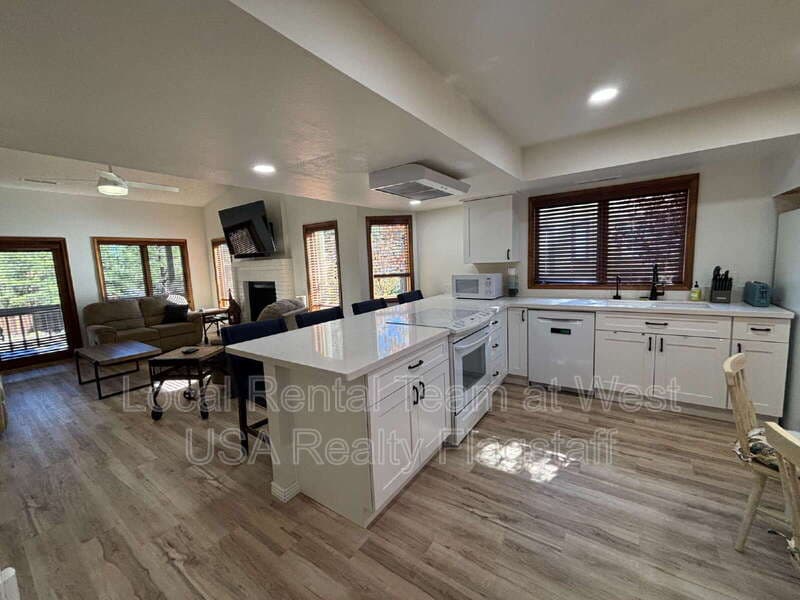 Flagstaff House: 2340 N Plateau Dr
