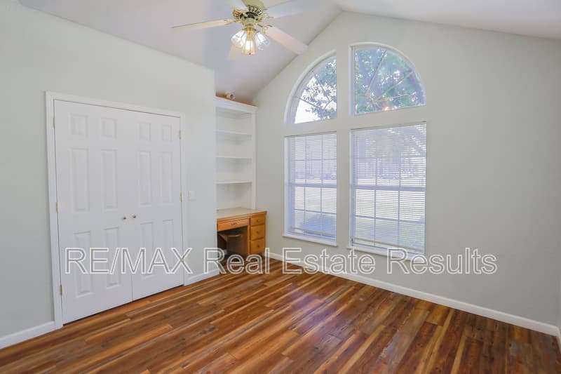 Rogers House: 407 N 40th St