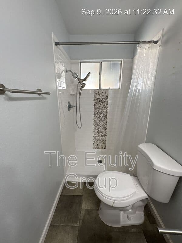 Hanford House: 1105 Freddie Circle