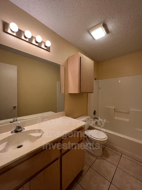 Edinburg Condo: 1201 W. Carmen