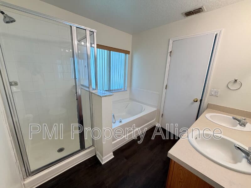 Davenport House: 1153 Elderberry Dr