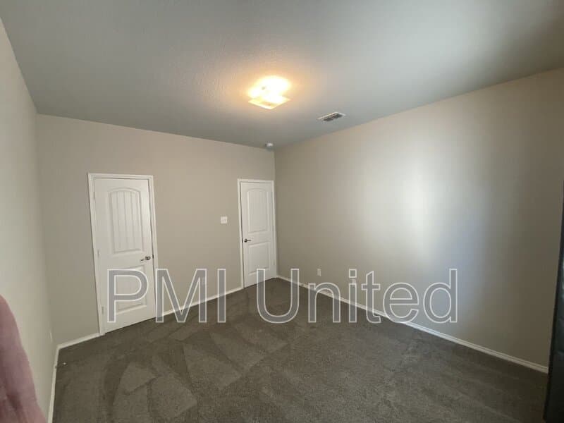 Denton House: 5424 Sea Cove Ln