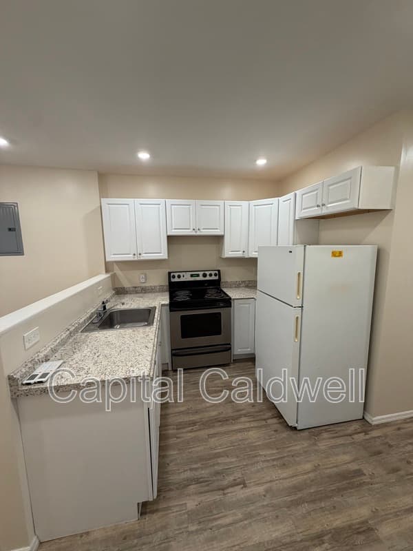 St Petersburg Condo: 1047 1/2 11th Avenue N