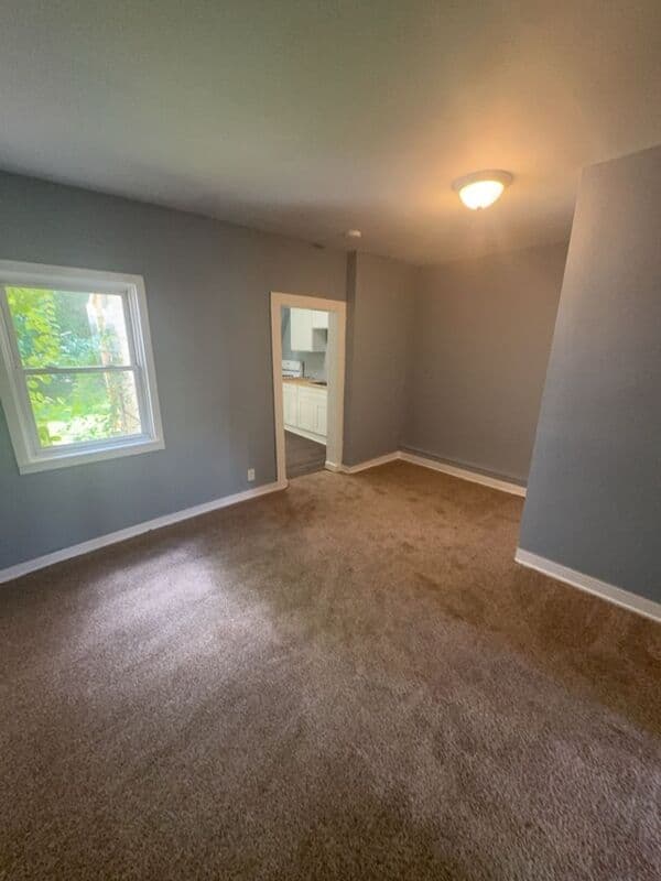 Scranton Townhome: 1404-1412 Sanderson Ave