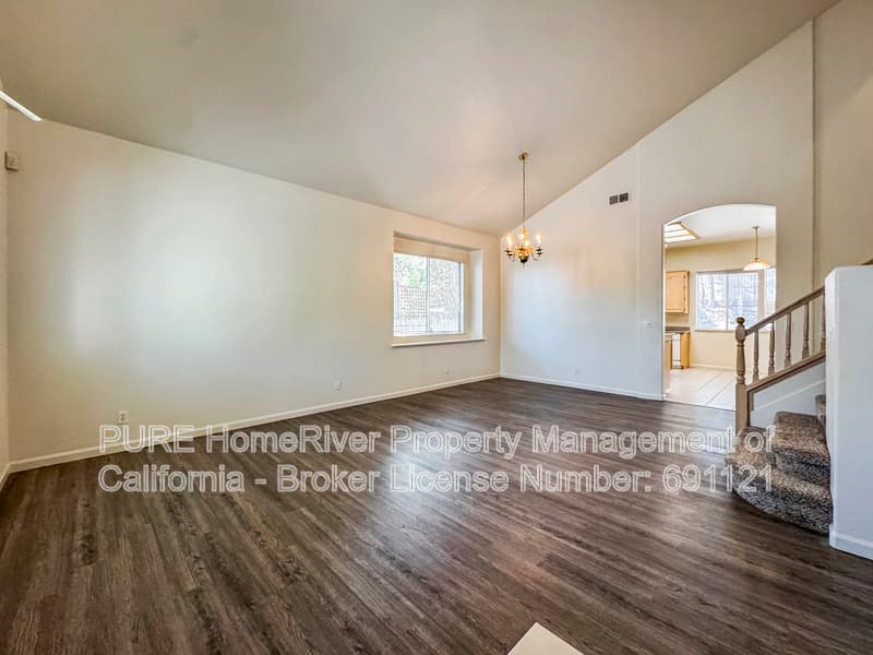 Folsom House: 2128 Topham Court