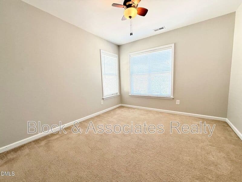 Wake Forest House: 163 Deacon Ridge St