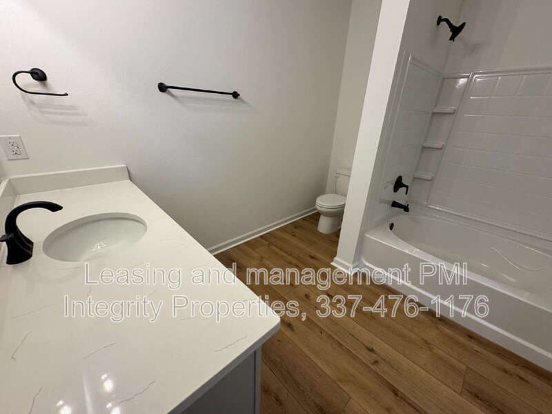 Youngsville House: 235 Tatum Lane