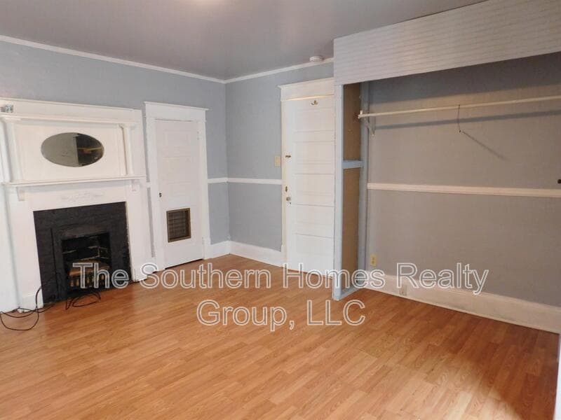 Etowah House: 530 6th Street