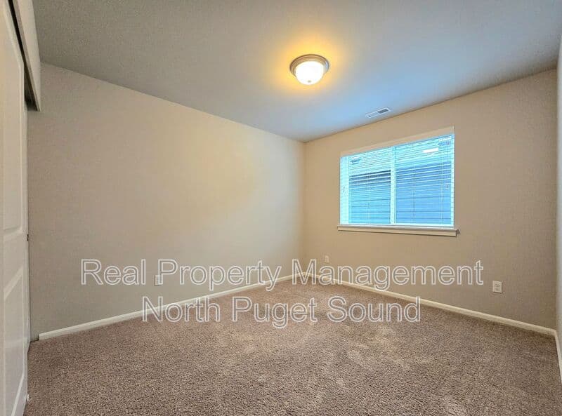 Marysville House: 8432 75th St NE