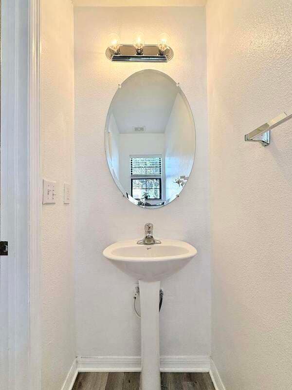 Brandon Townhome: 2516 Oleander Lakes Drive