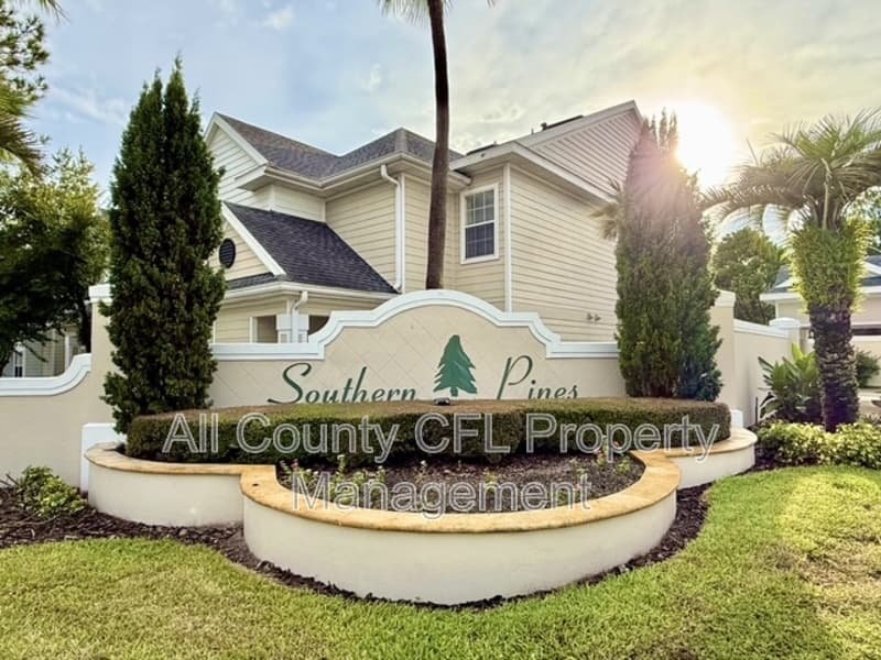 Winter Garden Condo: 417 Southern Pecan Circle