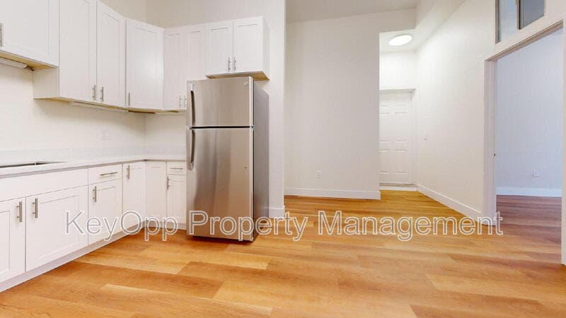 San Francisco Condo: 239 Brighton Avenue