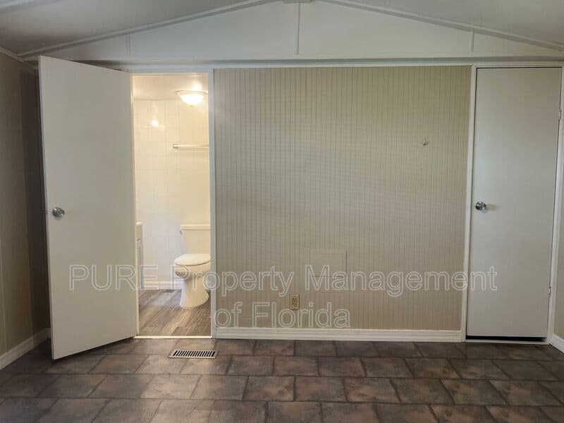 Ocala House: 5401 SE 28th Ct