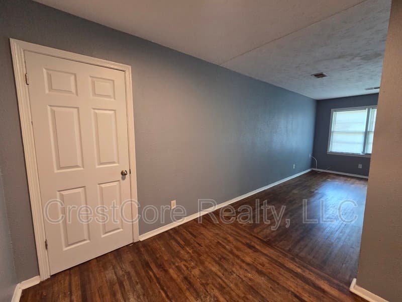 Memphis House: 3545 Debby Dr