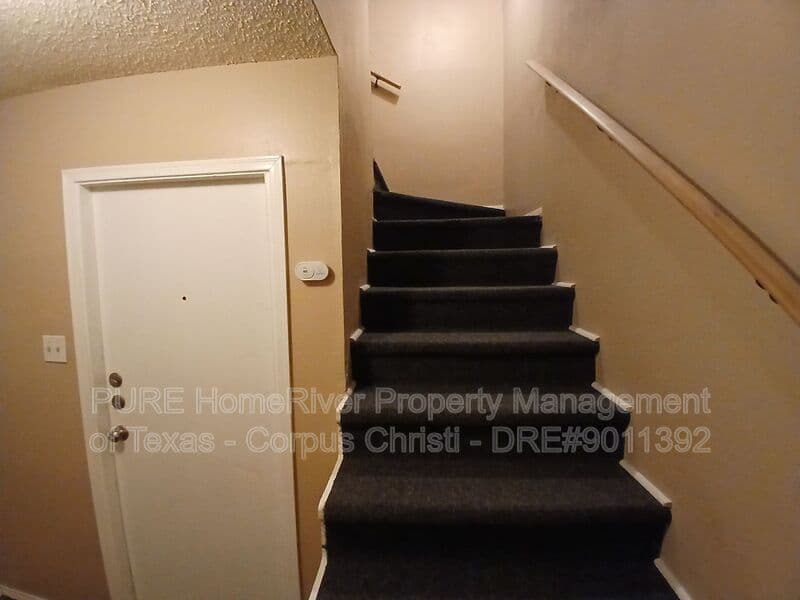Corpus Christi Townhome: 4401 River Valley Dr
