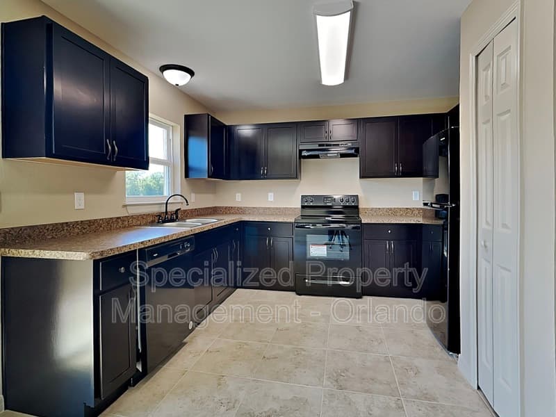 Ocala House: 16780 SW 50th Cir