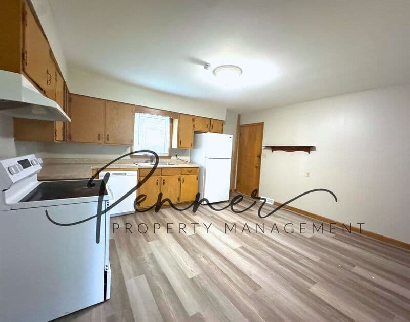 INDEPENDENCE Condo: 10714 E 19TH ST S